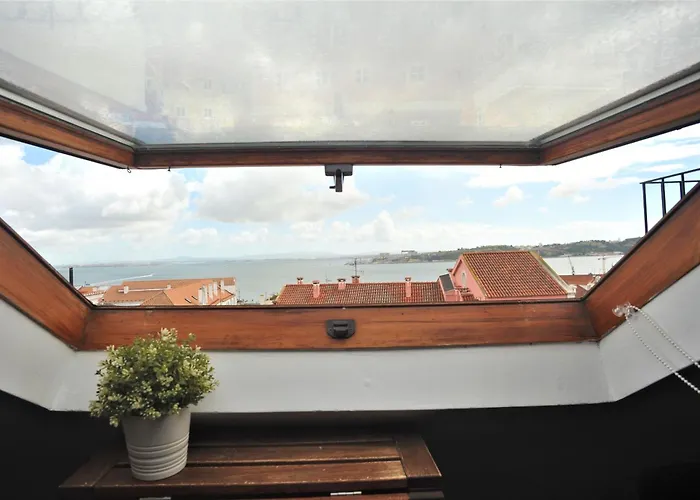 Santos - Upper Loft With River View شقة Lisboa