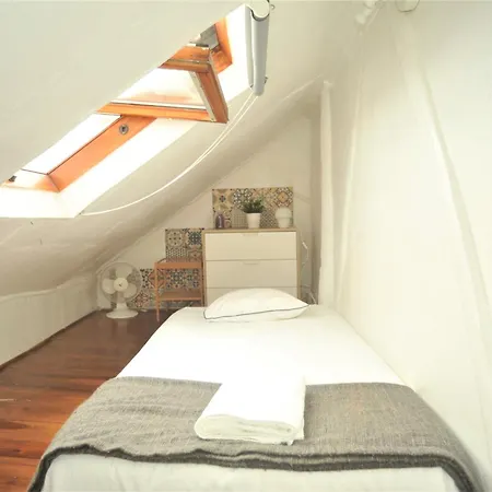 Santos - Upper Loft With River View Lisboa