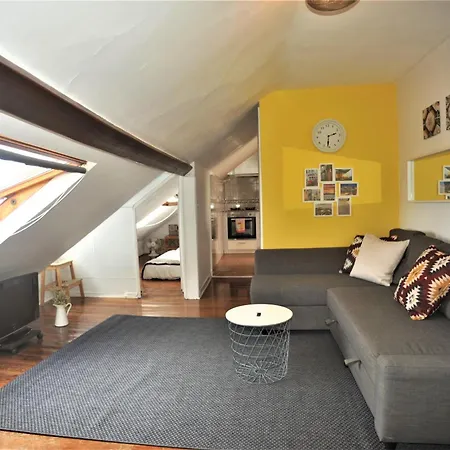 Santos - Upper Loft With River View * Lisboa